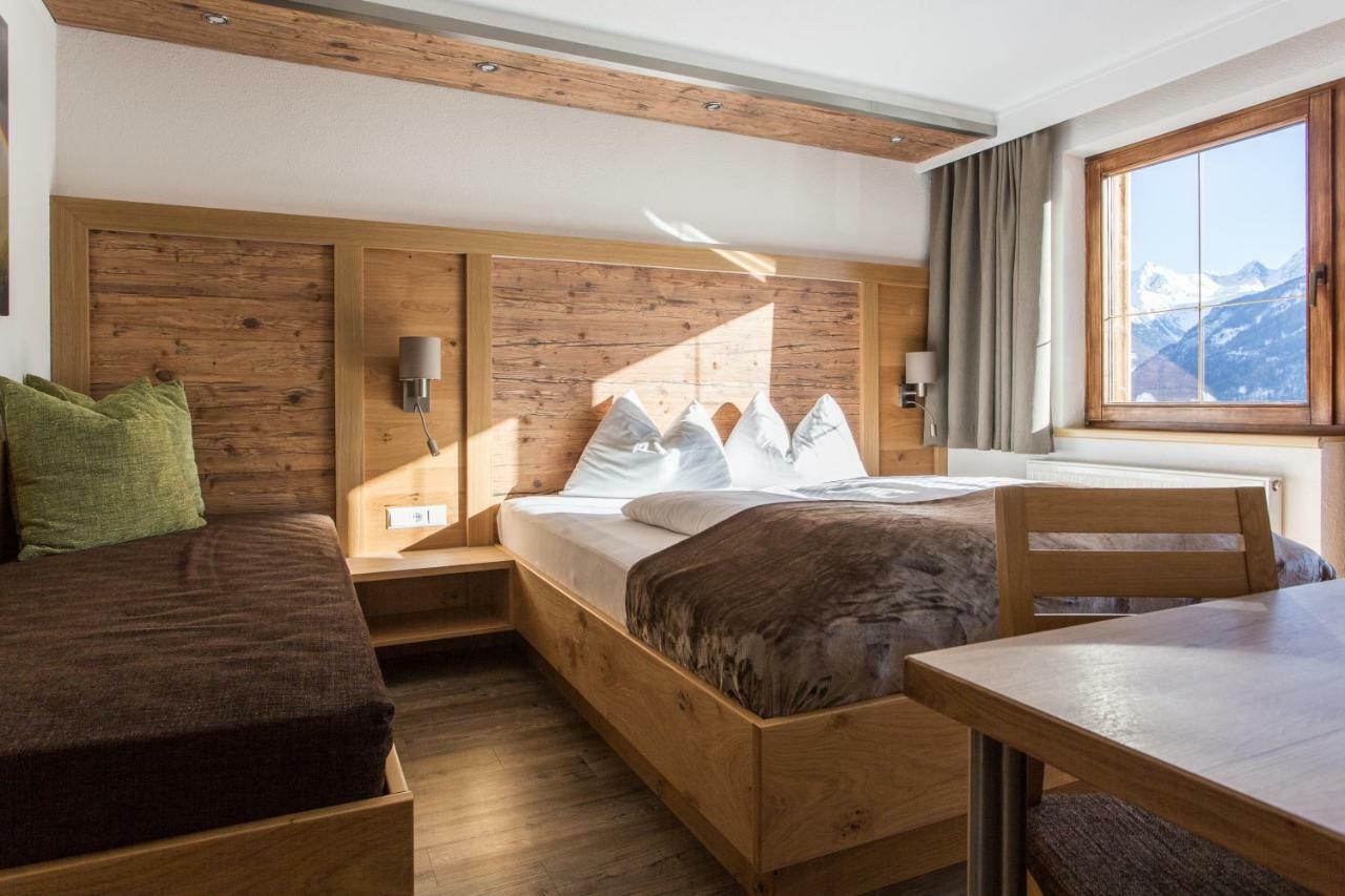 Naturlodge Ladis Ehemals Alpenlodge Alexander Inklusive Sommer Bergbahnticket Exterior photo