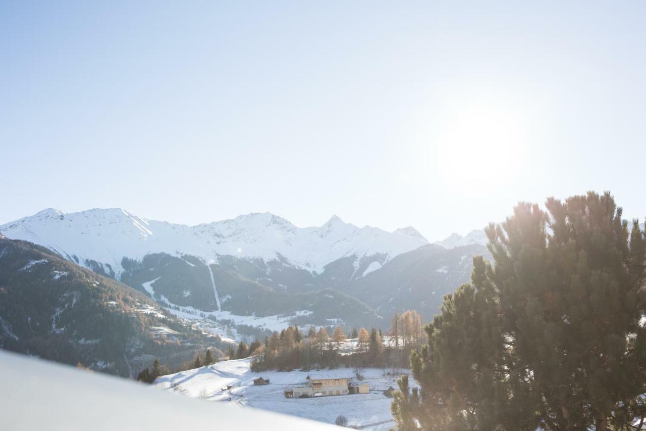 Naturlodge Ladis Ehemals Alpenlodge Alexander Inklusive Sommer Bergbahnticket Exterior photo